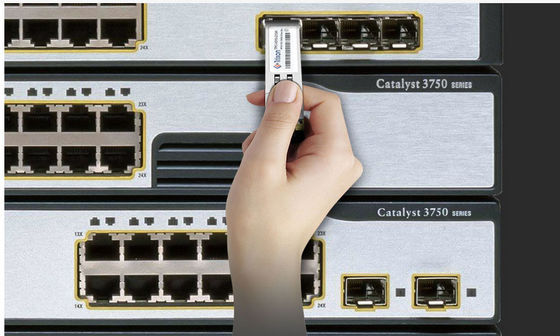 Khả năng chẩn đoán kỹ thuật số QSFP Transceiver Module 1310nm Quadra Small Form-Factor Pluggable Transceiver với tốc độ dữ liệu lên đến 25,78125Gbps